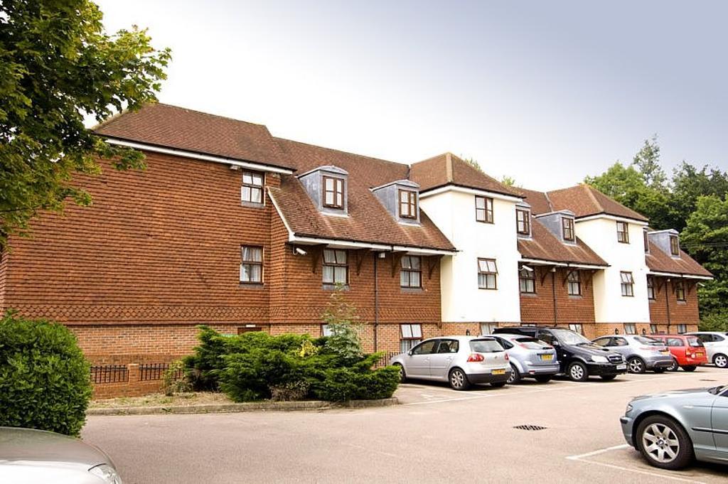 Premier Inn London Gatwick Airport South - London Road Crawley (West Sussex) Exterior foto