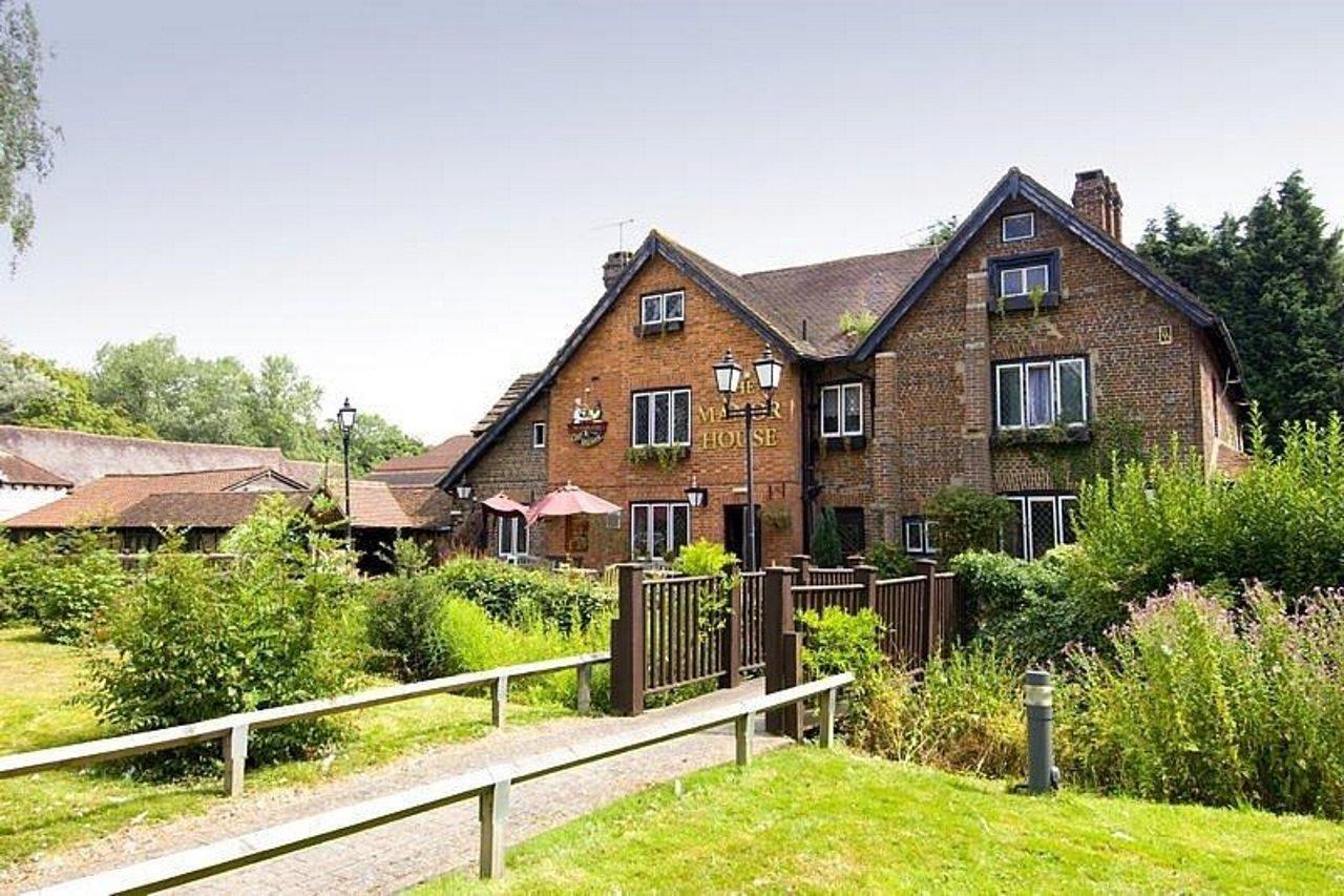 Premier Inn London Gatwick Airport South - London Road Crawley (West Sussex) Exterior foto