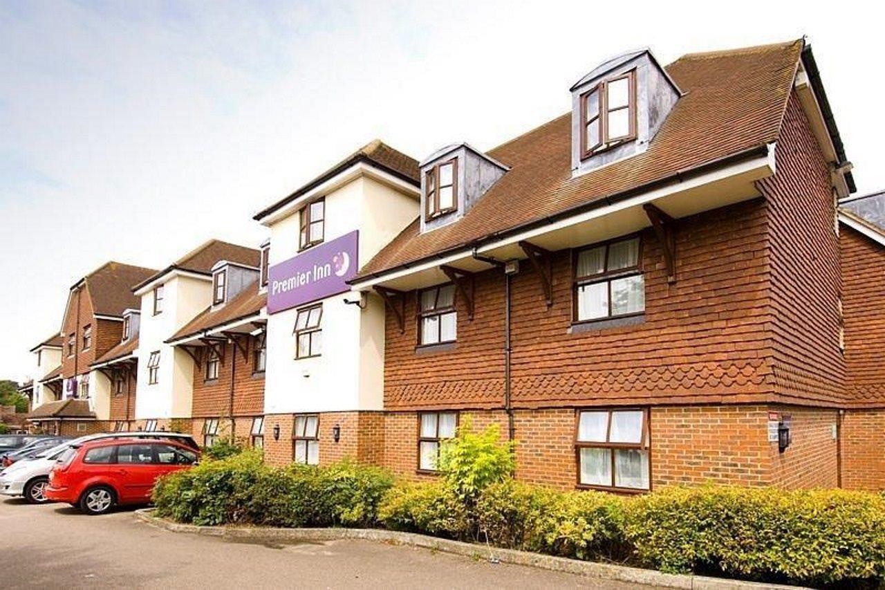 Premier Inn London Gatwick Airport South - London Road Crawley (West Sussex) Exterior foto